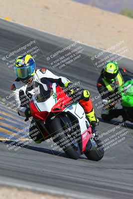 media/Nov-15-2024-CVMA Friday Practice (Fri) [[b142d29251]]/4-Group 4 and Trackday/Session 2 (Turn 10)/